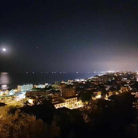 B&B Porta Marina Grottammare Bagian luar foto