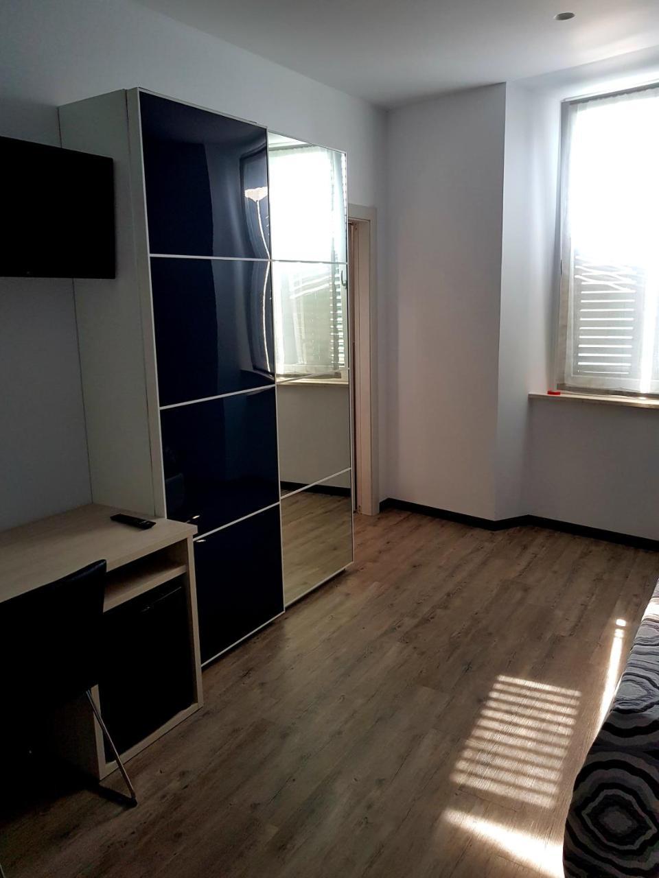 B&B Porta Marina Grottammare Bagian luar foto