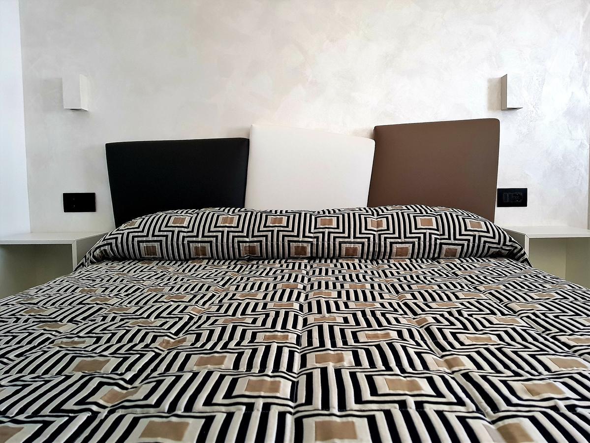 B&B Porta Marina Grottammare Bagian luar foto